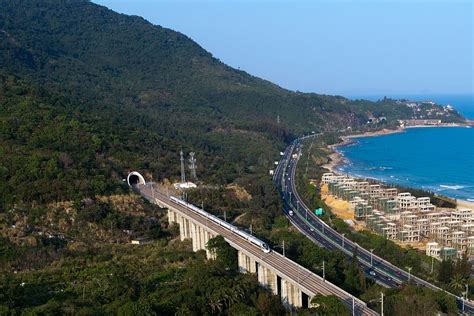 湛江火車如何到海口？這是一條跨越南中國海的非凡旅程，它不僅僅是一種交通方式，更是一場對抗海洋阻隔的壯闊冒險。